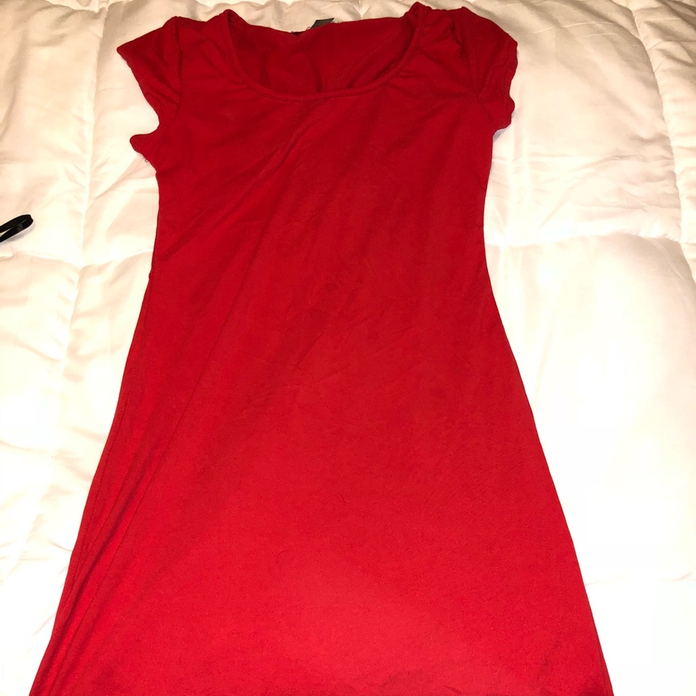 T-shirt dress, fitted